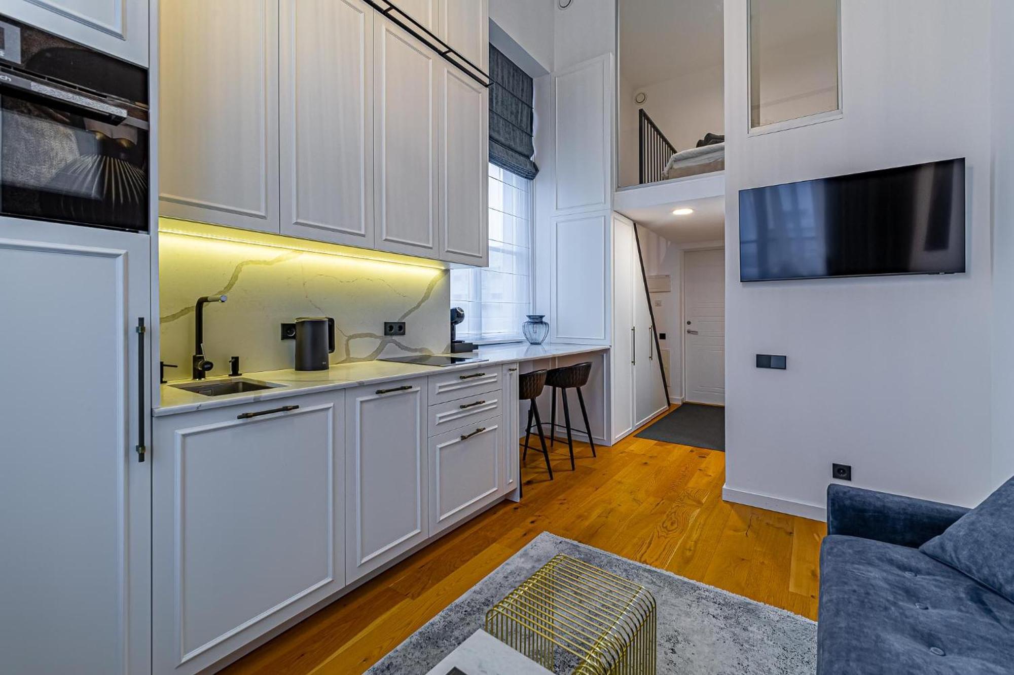 Ministerija Loft Apartment With Parking & Ac Kaunas Luaran gambar